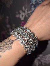 Load image into Gallery viewer, Crystal Pop Show Bracelet

